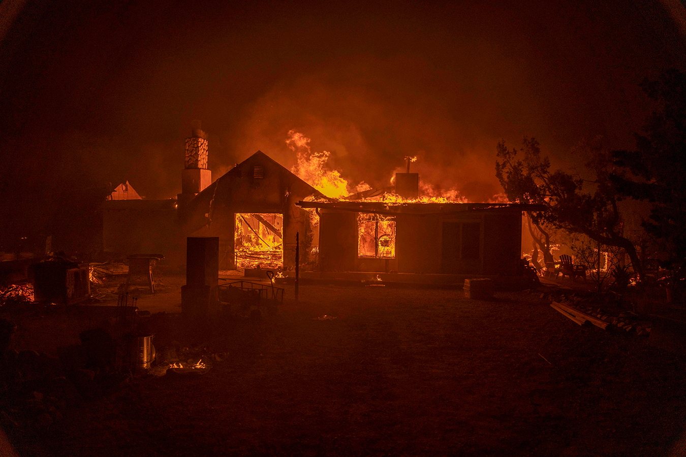 Many houses during the great fire. Many Houses.