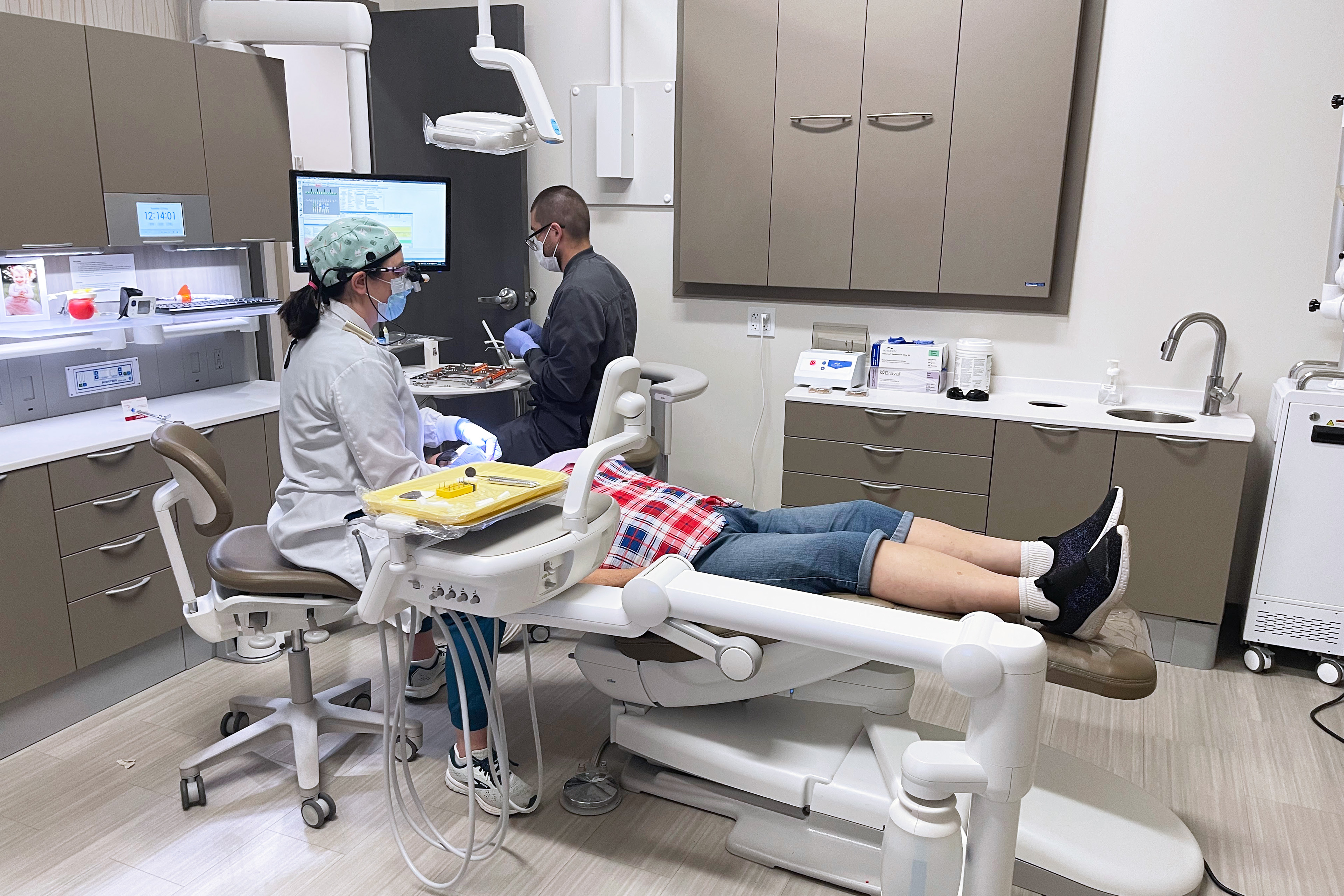 Dental Therapists Help Patients in Need of Care Avoid the Brush-Off