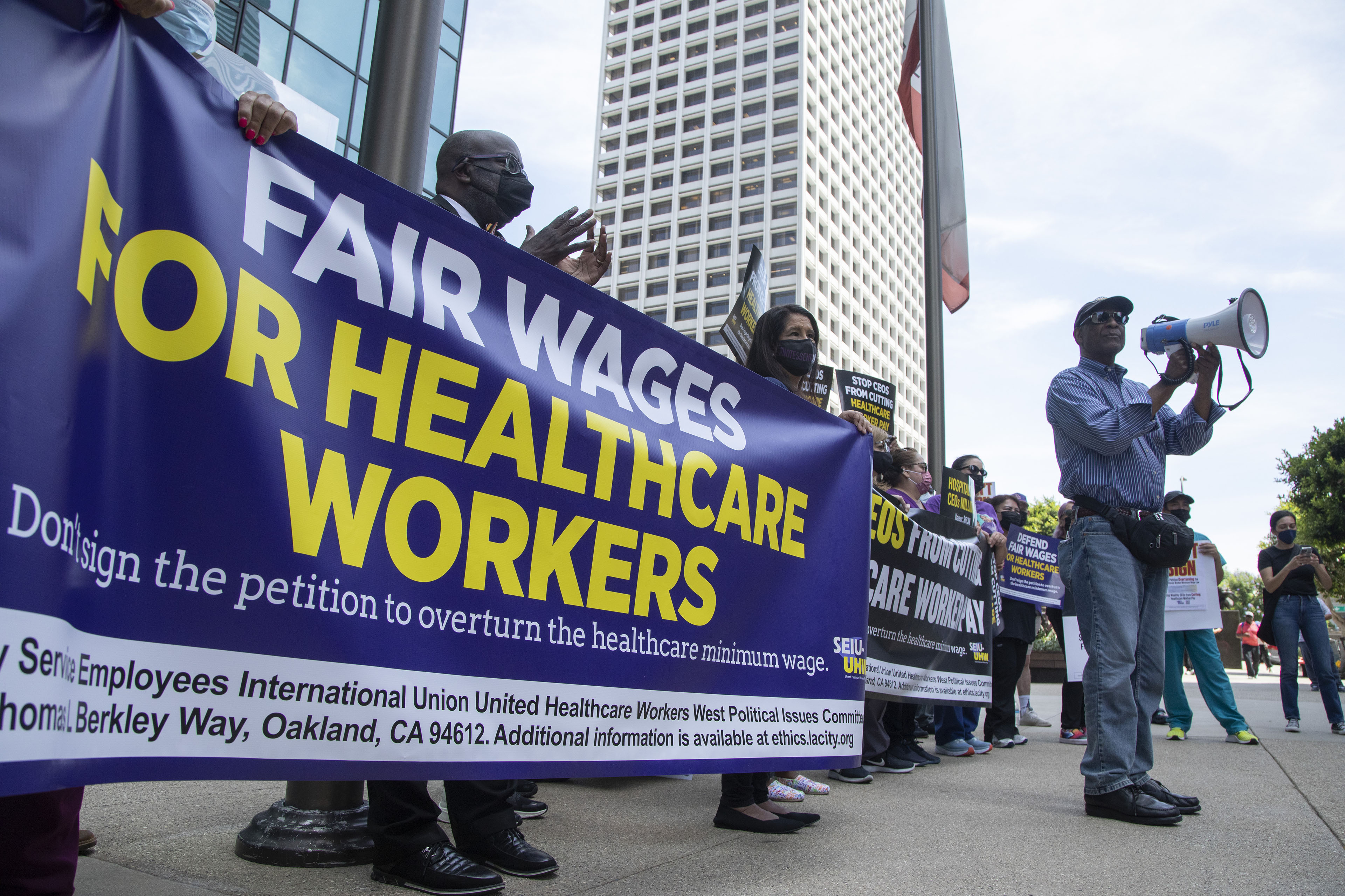Image for display with article titled California Health Workers May Face Rude Awakening With $25 Minimum Wage Law