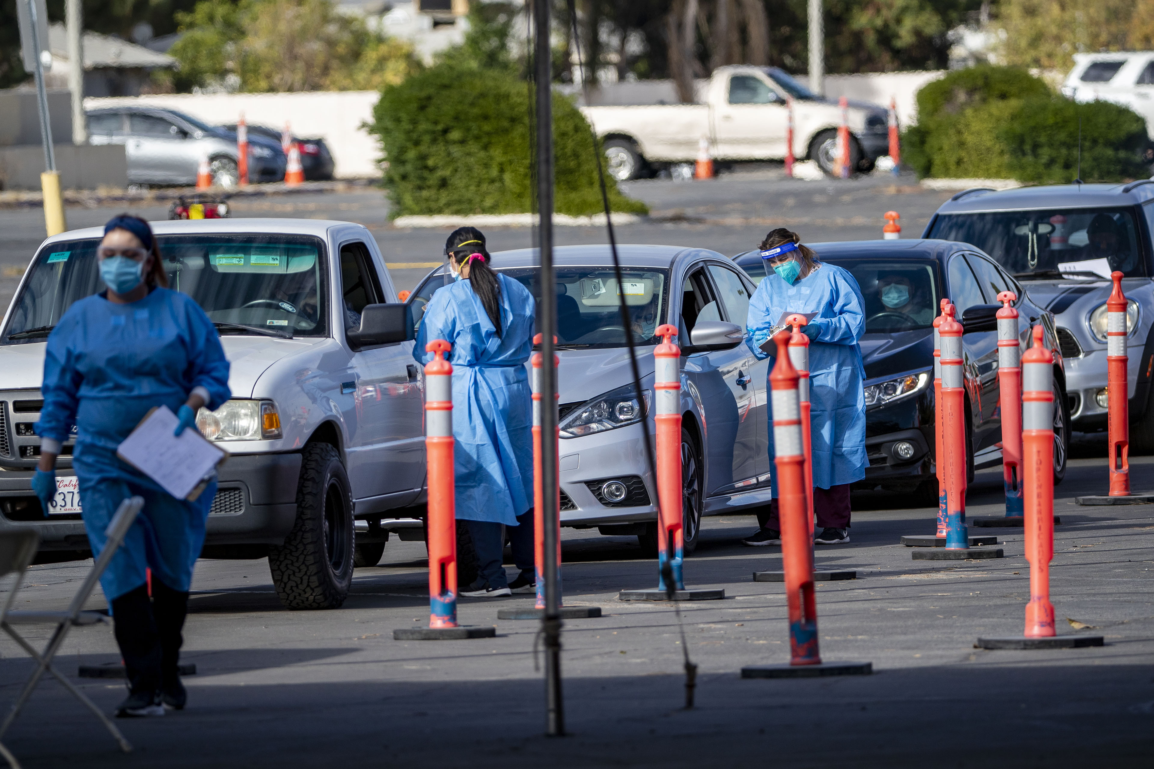 ‘We’re Flying Blind’: CDC Has 1M Bird Flu Tests Ready, but Experts See Repeat of Covid Missteps