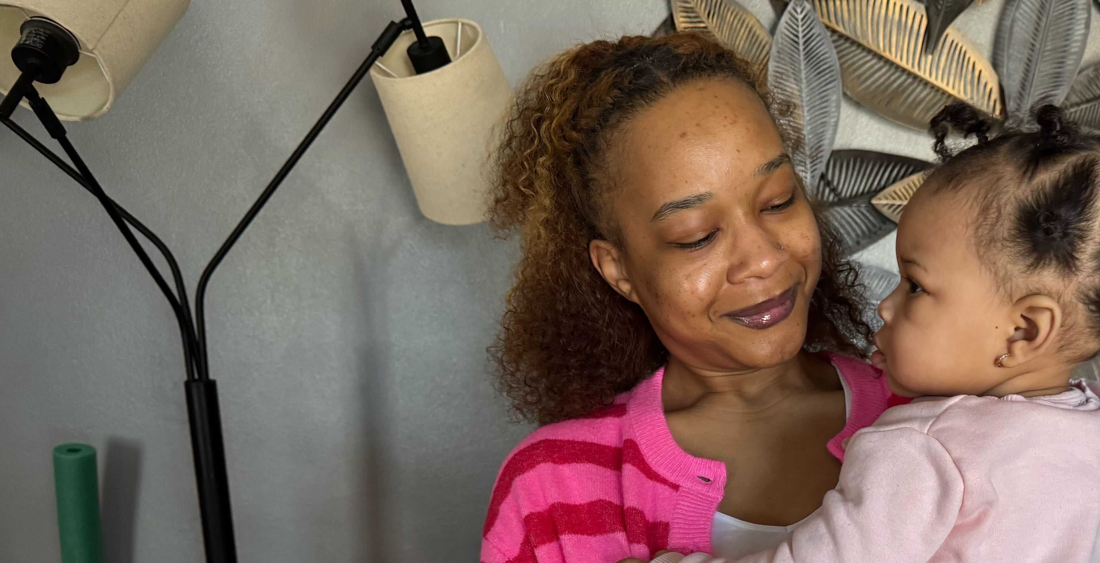 Si est&aacute;s embarazada y no tienes seguro de salud, Medicaid podr&iacute;a ser la soluci&oacute;n