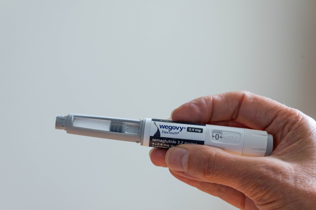 Older Americans Quit Weight-Loss Drugs in Droves