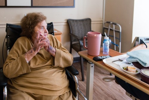 Infection Lapses Rampant In Nursing Homes But Punishment Is Rare